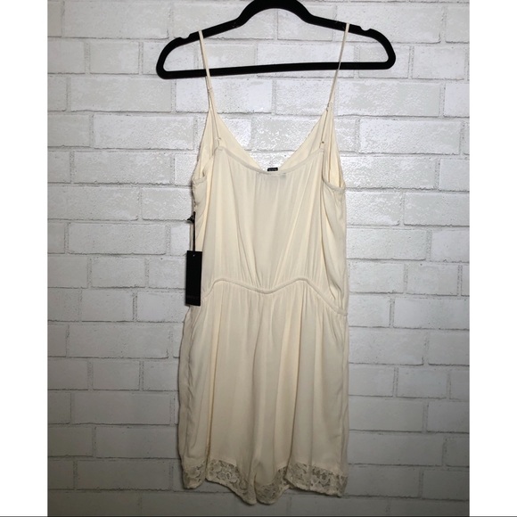 Forever 21 Cream Lace Trim Romper - Picture 3 of 8